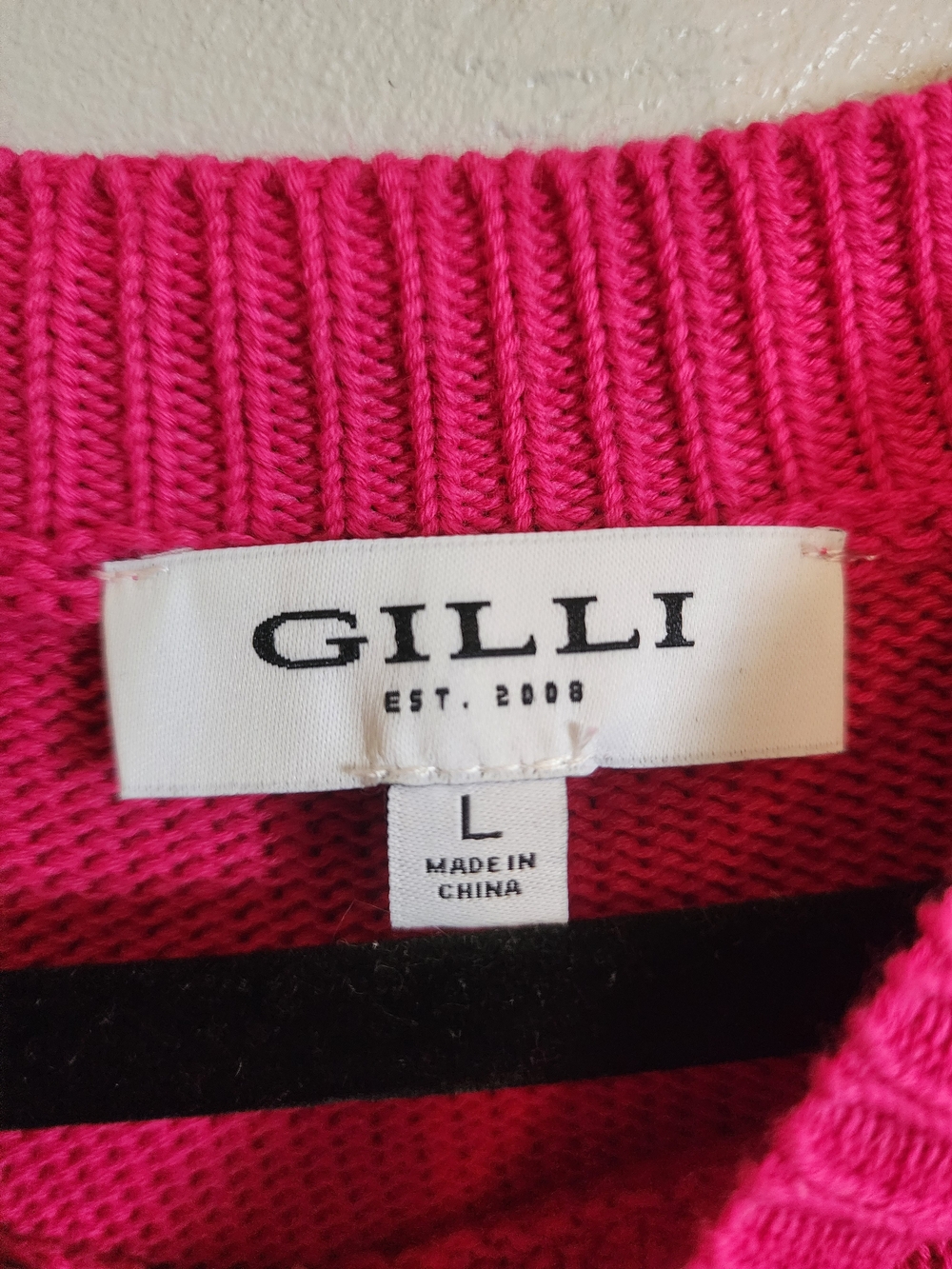 Gilli Short Sleeve Ribbed Sweater in Raspberry Pink - Picture 5 of 6